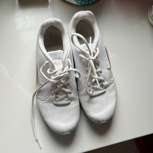 White Nike tennis/cheerleading sneakers